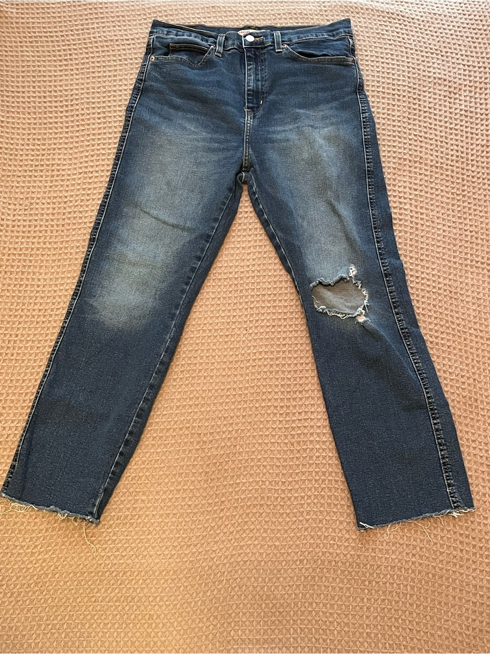 Levi  Strauss Heritage High Rise  Blue Straight-Leg Jeans Distressed Knee 10-W3